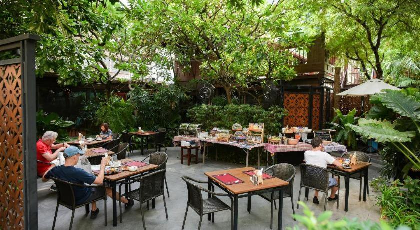 The Rose Bangkok Hotell Eksteriør bilde
