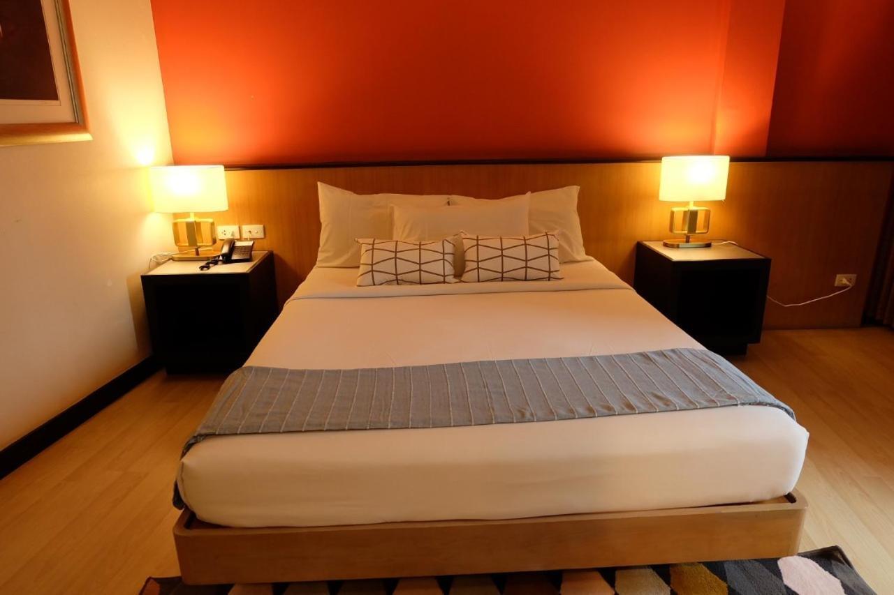 The Rose Bangkok Hotell Eksteriør bilde